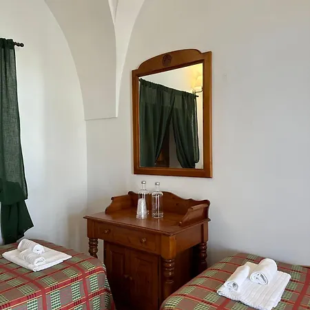 Piccola Masseria L'ovile Hotel 3*