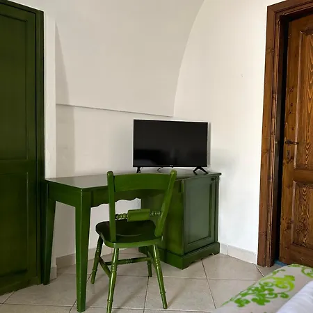 Hotel Piccola Masseria L'ovile 3*