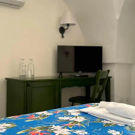 Hotel Piccola Masseria L'ovile 3*